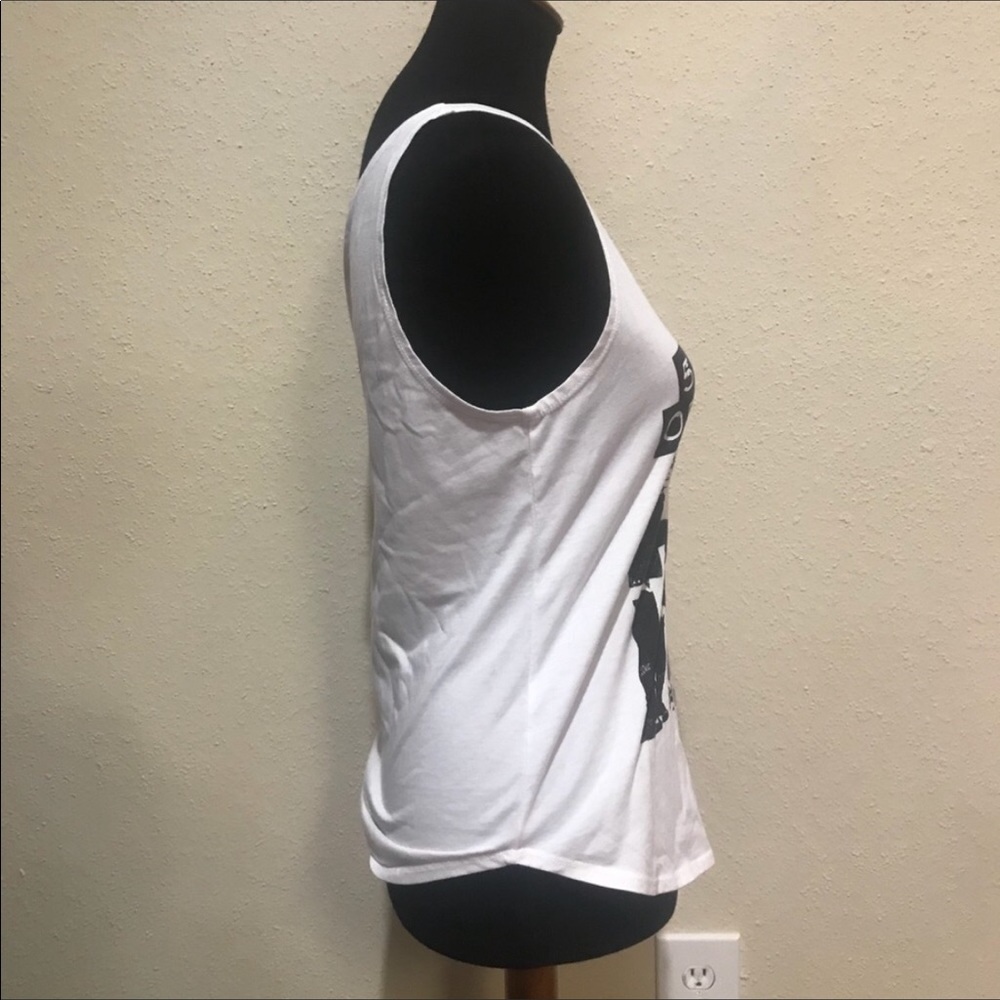 5 Seconds of summer white band tank top size Sm - Picture 6 of 7